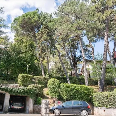 Apartment Punta With Garage, Balcony, Garden And Sea View Opatija